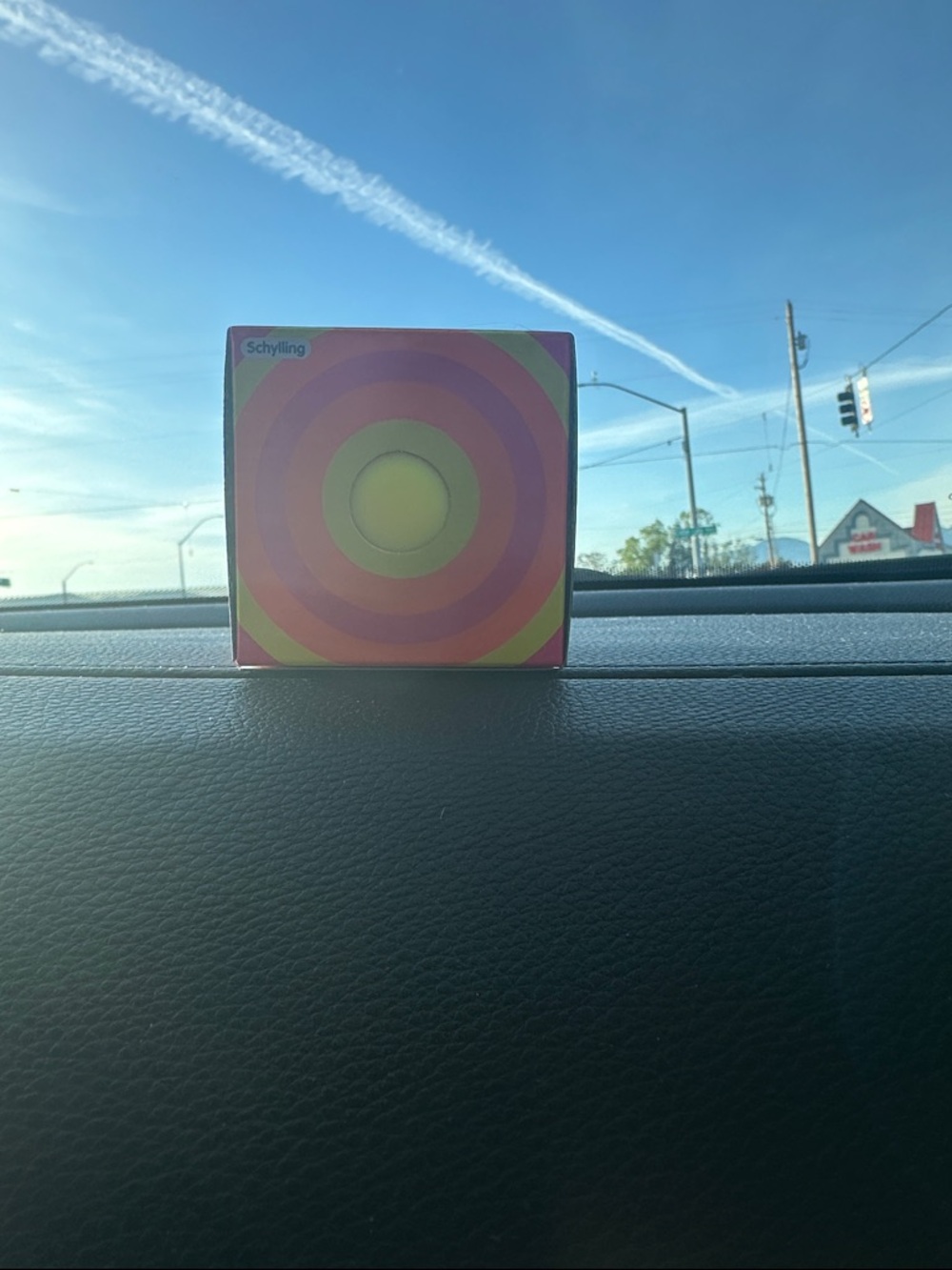 Yellow color changing Needoh - Picture 2 of 3
